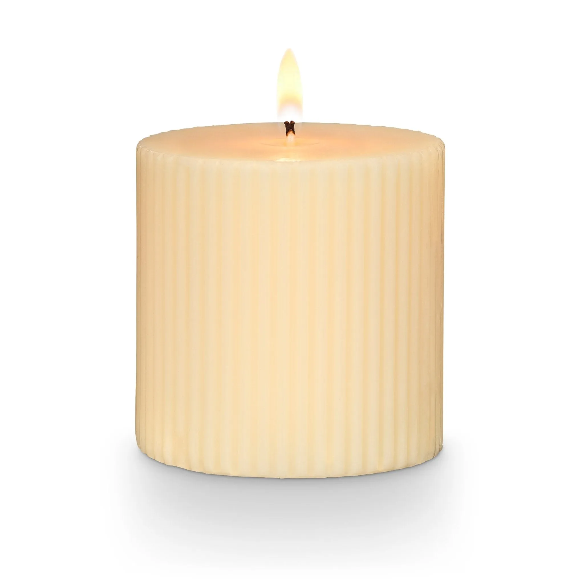 Isla Lily Small Fragranced Pillar Candle