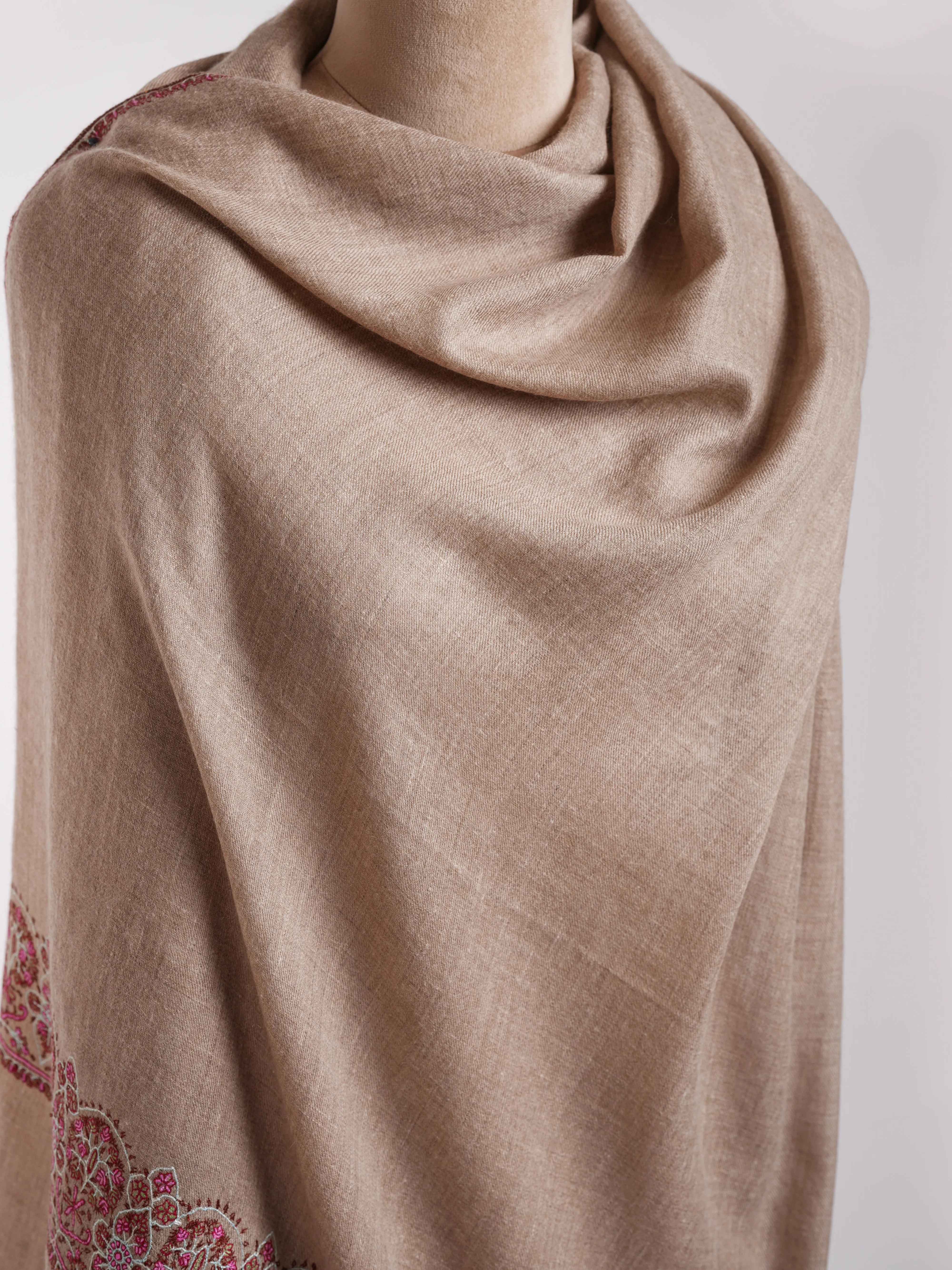 Natural Grey Sozni Embroidered Cashmere Stole